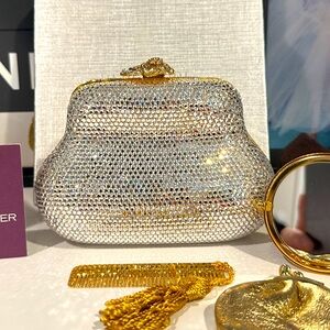 Stunning vintage Judith Leiber swarovski crystal clutch handbag flower f…